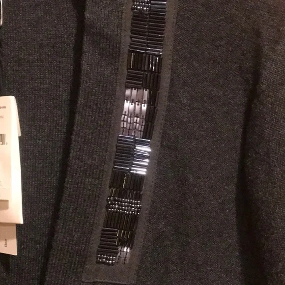 New Gap sweater cardigan - Picture 2 of 6